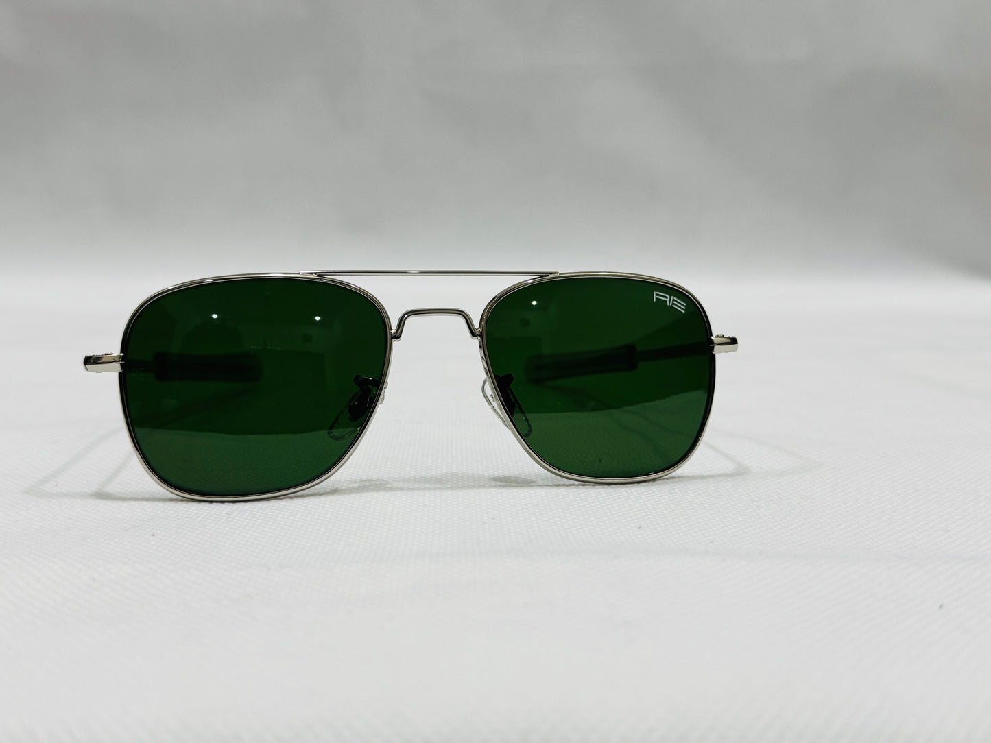 RE Classic Aviator Sunglasses with Green Lenses