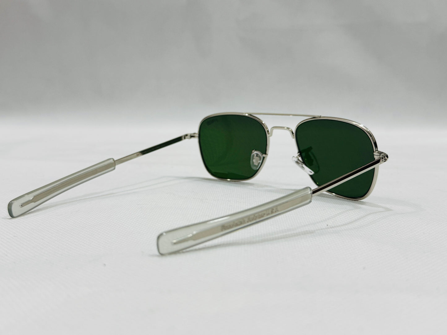 RE Classic Aviator Sunglasses with Green Lenses